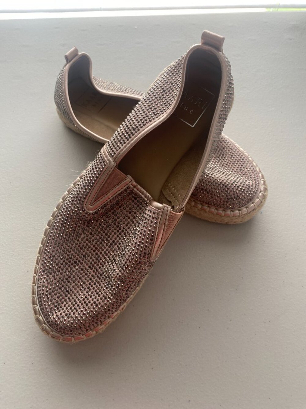 Kaari Rhinestone women Rose gold espadrilles sneaker Shoes Size 6 M